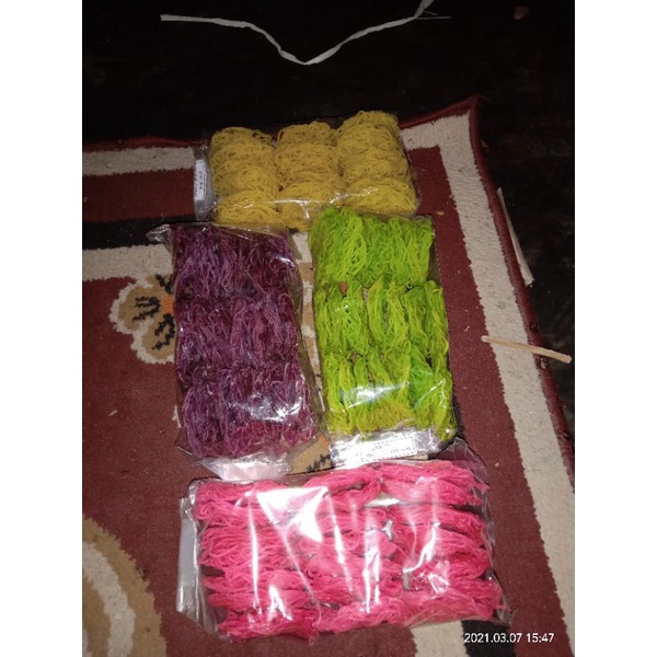 

ragining/putu mayang