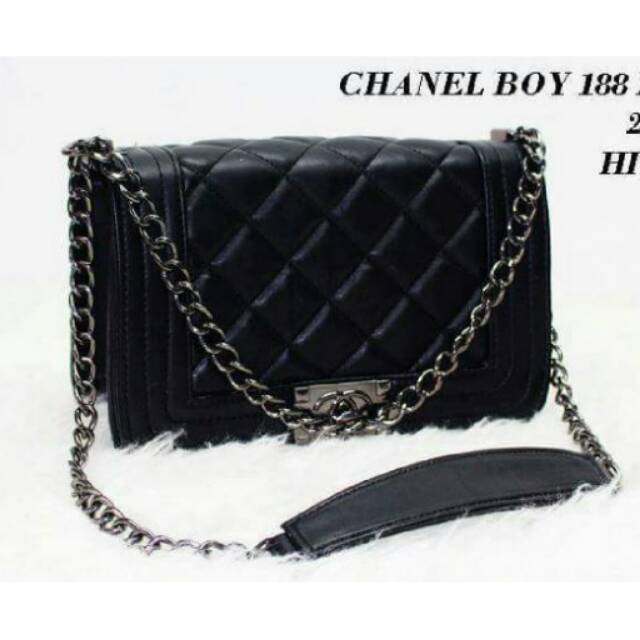 CHANEL BOY