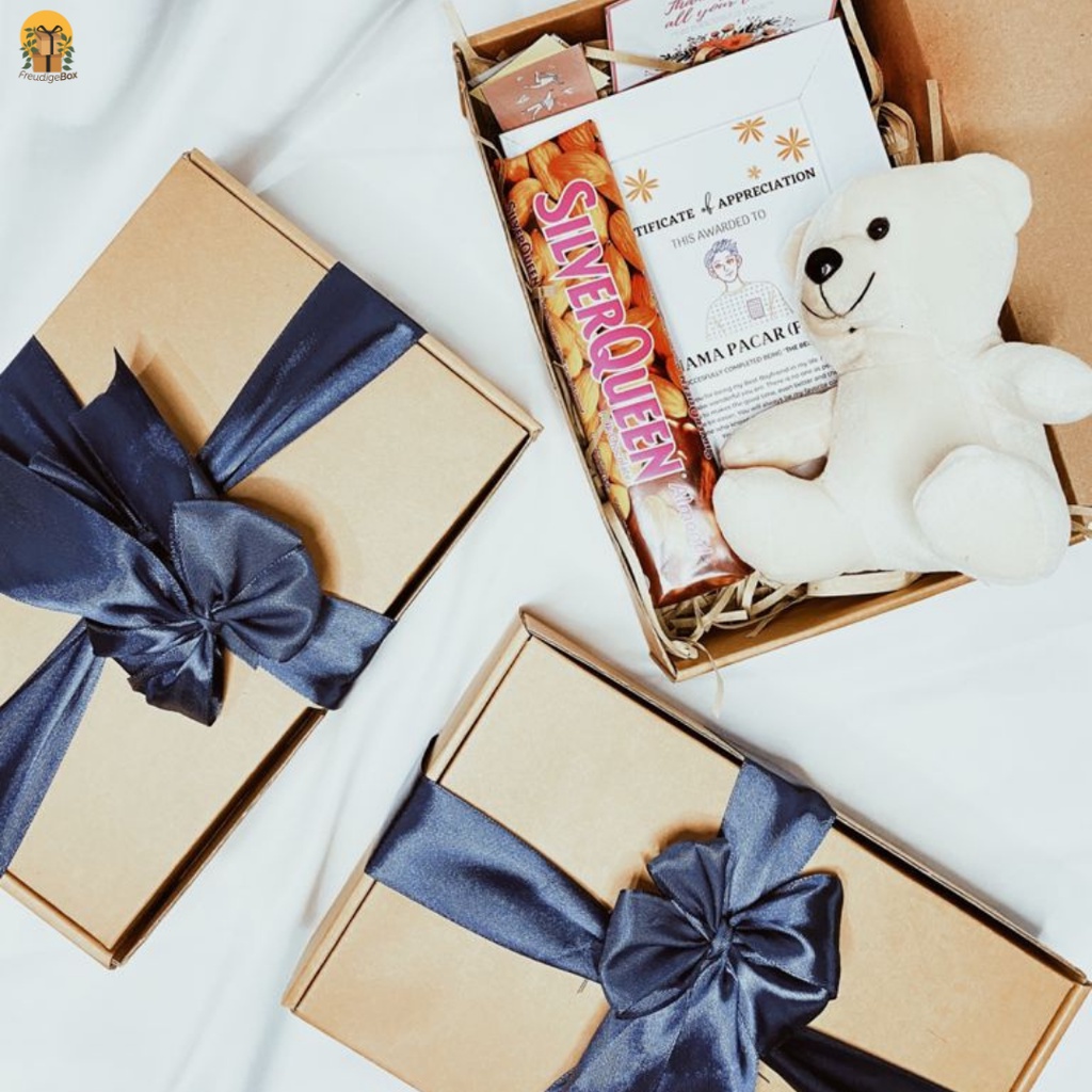 Best Mom Award/Kado Hari Ibu/MUG CUSTOM/CUSTOM FOTO SERTIFIKAT/Certificate Frame Putih (Kado Ulang T