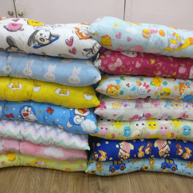 Tempat tidur hewan anjing kucing size S. Pet bed bantal anjing. Alas bobo matras selimut