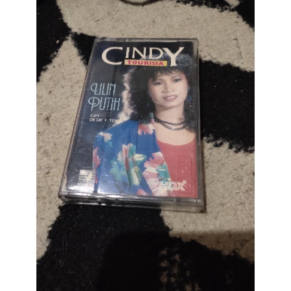 kaset pita cindy tourisa / lilin putih