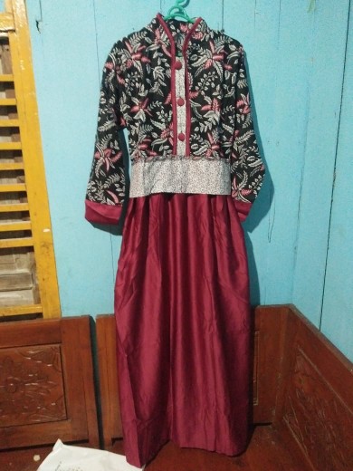 Sarimbit Gamis Couple Longdress Pesta Couple 065 Maura Couple - Sania Ruffle Batik Couple Ori Ndoro