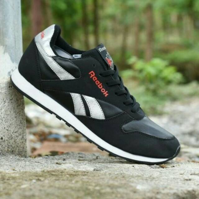SEPATU REEBOK CLASSIC GRADE ORI HITAM SILVER / CASUAL SPORT KETS PRIA