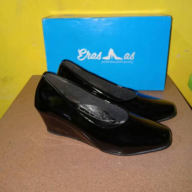 Wedges kilap