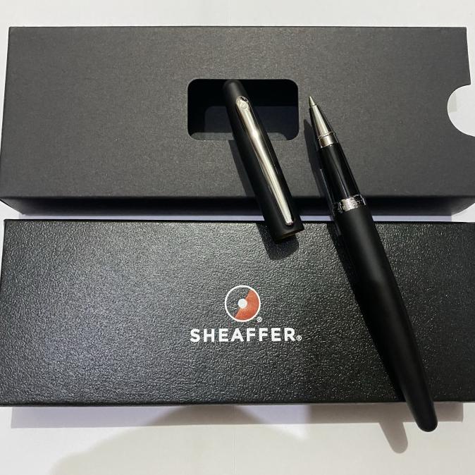 

Pulpen Sheaffer VFM Hitam / Black RollerBall
