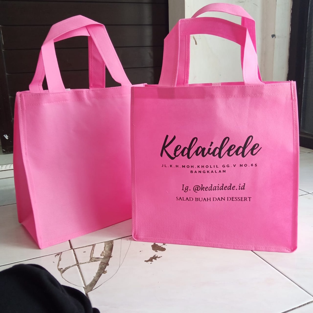 

[35x25 tinggi 30] TAS DUS 35x25 SPUNBOND SABLON 1 SISI 1 WARNA