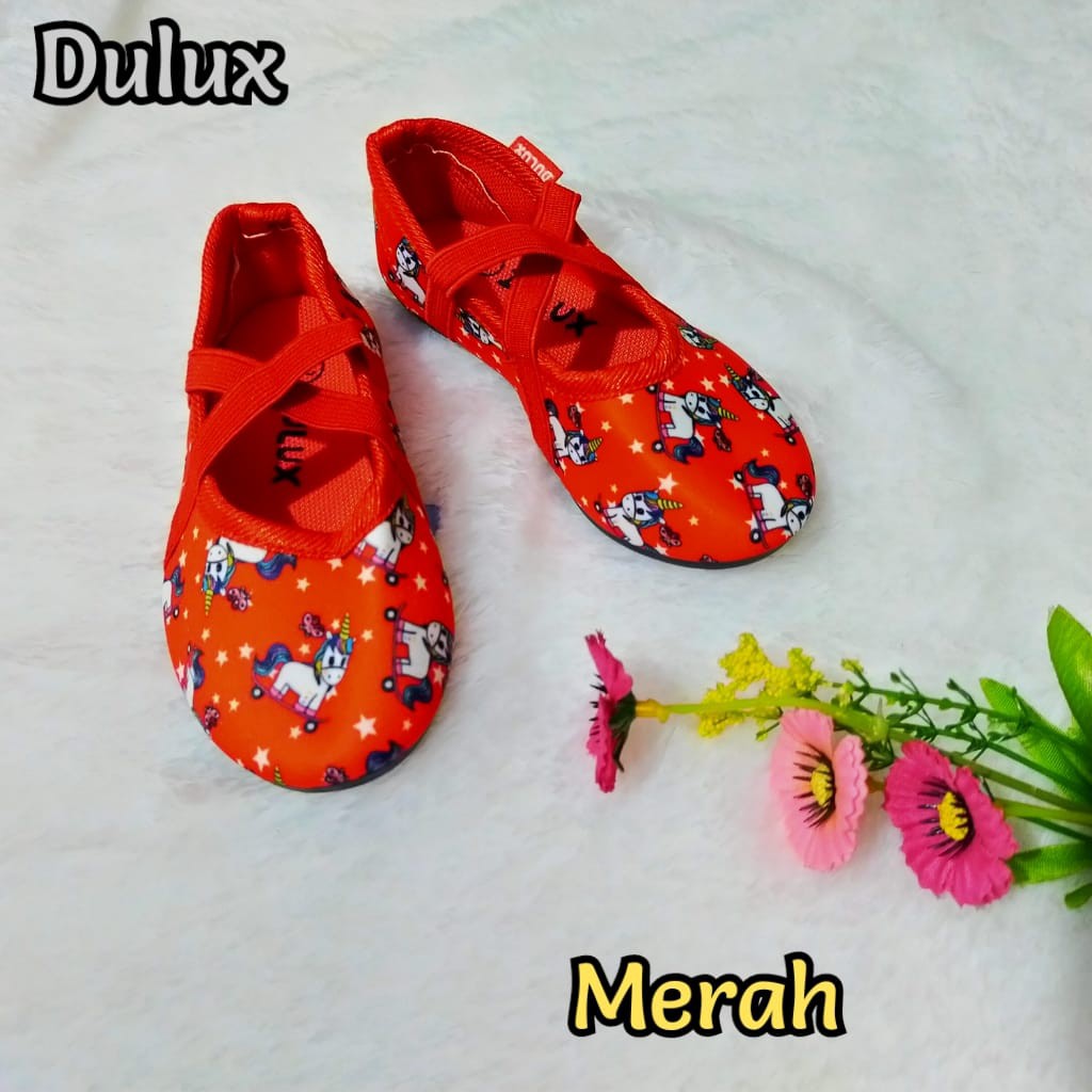 DULUX 1038/ SEPATU ANAK LUCU YUNIKON