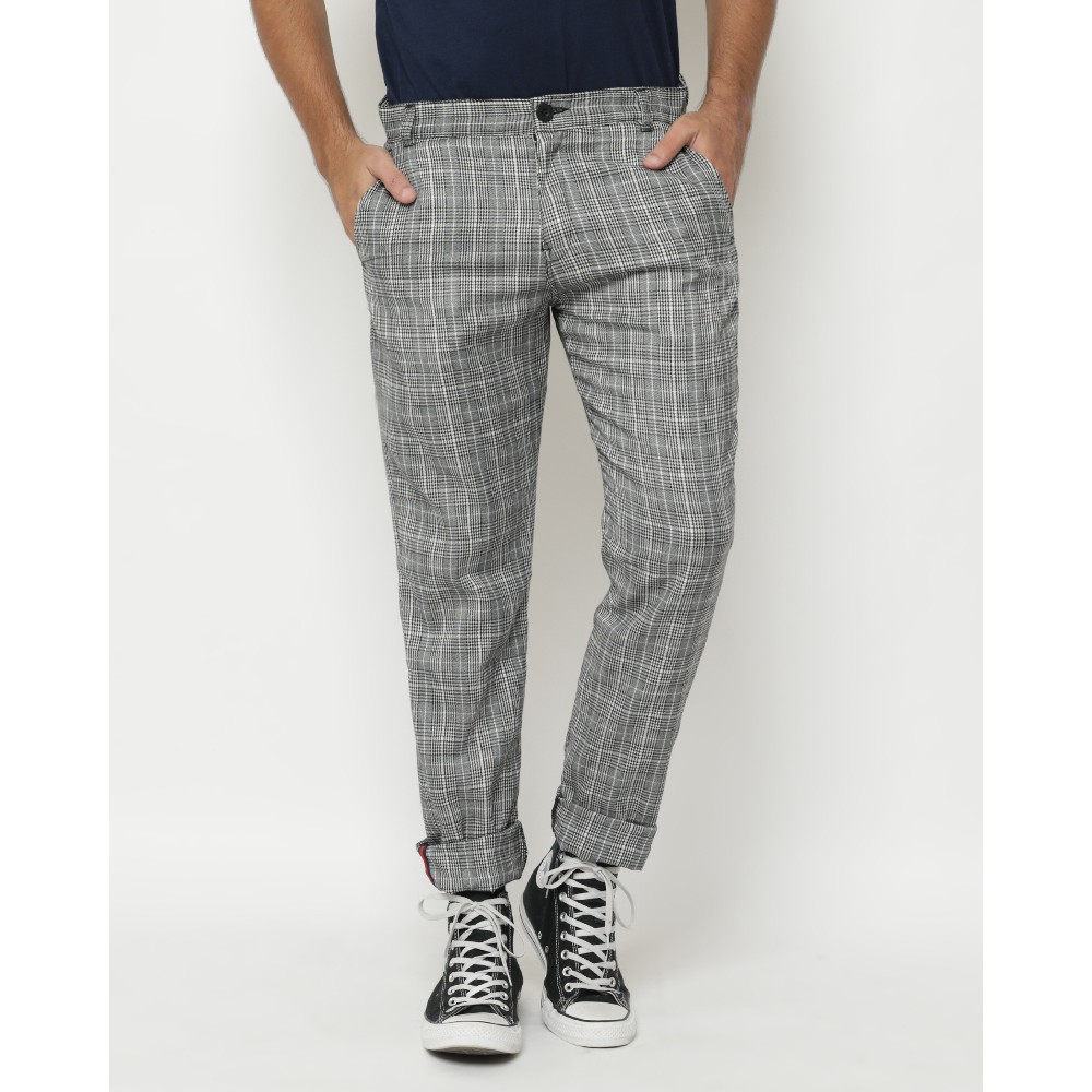  Erigo  Checked Pants Moly White Grey Shopee Indonesia