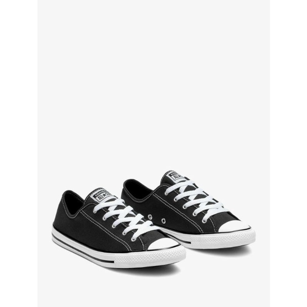 chuck taylor dainty