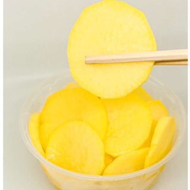 

Danmuji Kuning Korea (Lobak Korea Halal) / Acar Lobak Kuning Korea