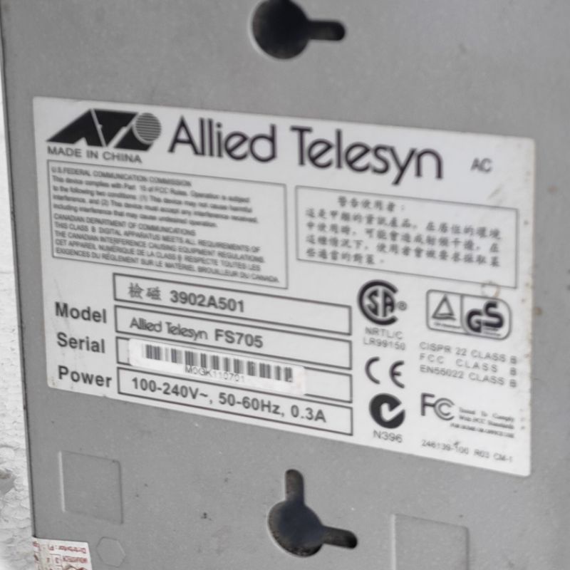 Allied Telesyn FS705 5port