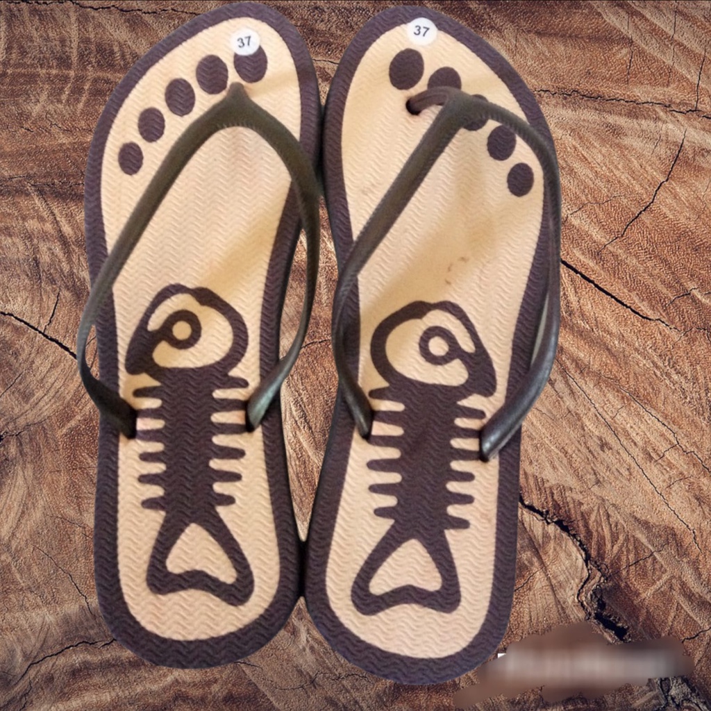 Sandal jepit motif Tulang Ikan