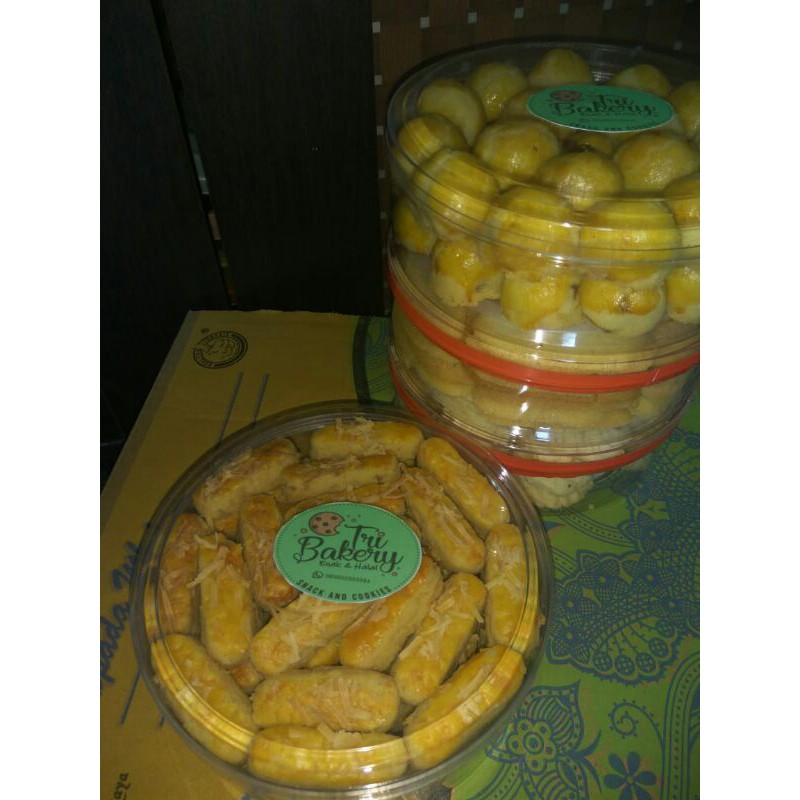 

Kastengel keju edam Homemade Toples 250gr