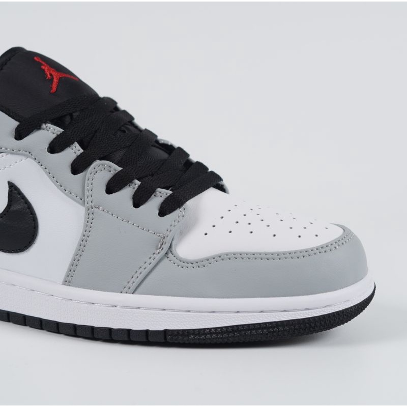 Sepatu Nike Air Jordan 1 Low Smoke Grey