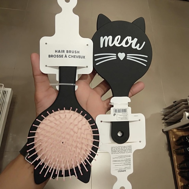 HAIR BRUSH MINISO