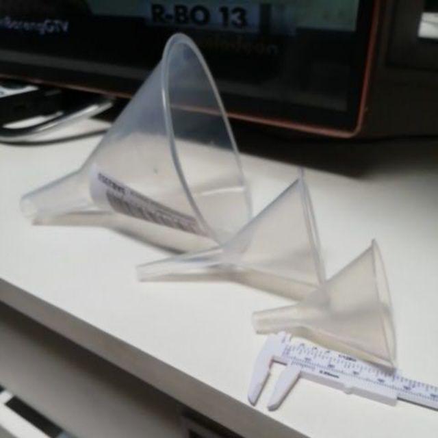 1pc Corong Plastik Bening Mini Untuk Diffuser Parfum