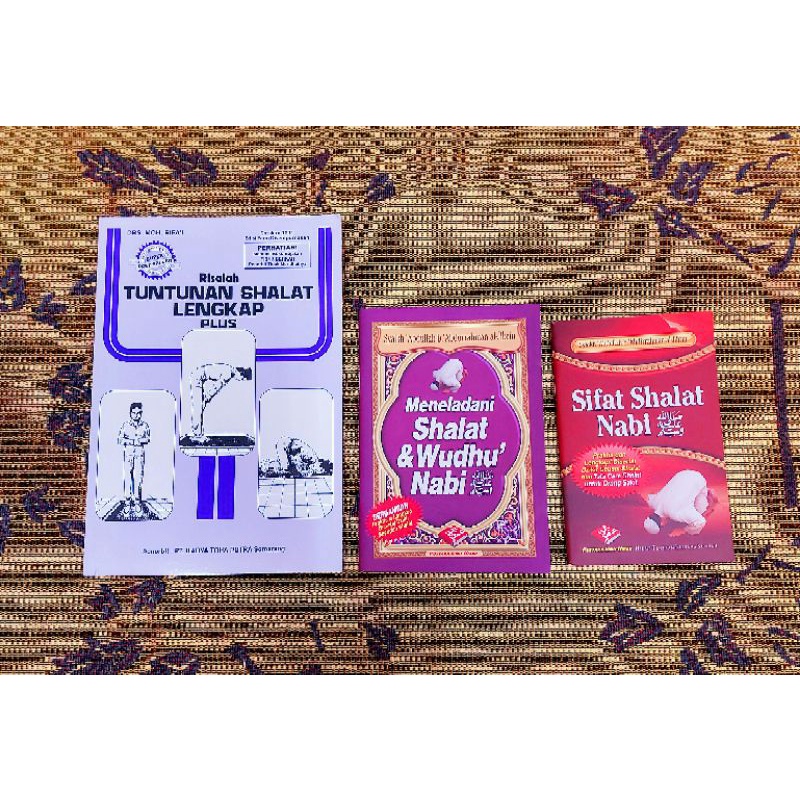 Sifat shalat Nabi Meneladani Shalat & Wudhu Nabi Risalah Tuntunan Shalat Lengkap Plus