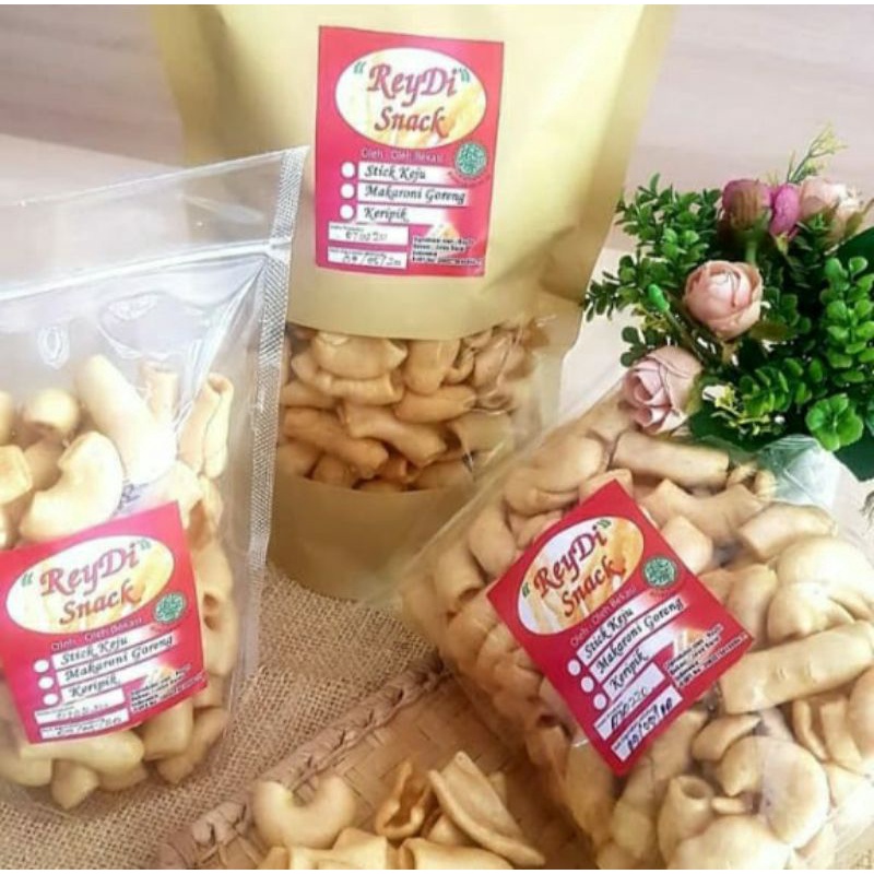 

Makaroni Goreng ReyDi 140 gram kemasan pouch ziplock makaroni balado pedas spicy, makaroni asin