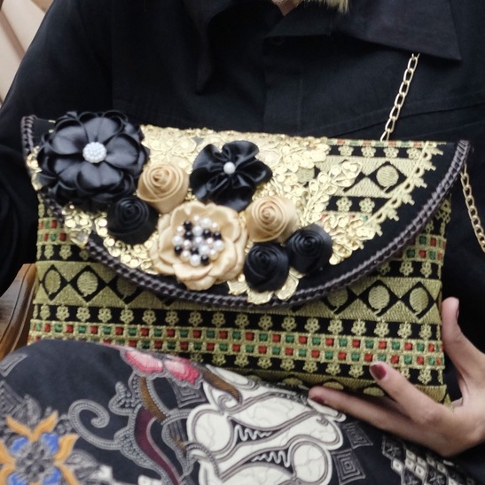 Putra Sukapura Handycraft Tas Pesta Wanita Tapis Bordir Premium Tas Party Terbaru Tas Selempang Fashion Wanita (New)