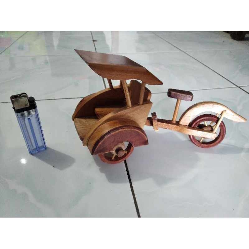 MINIATUR TERMURAH MINIATUR BECAK KAYU UK SEDANG NUSANTARA