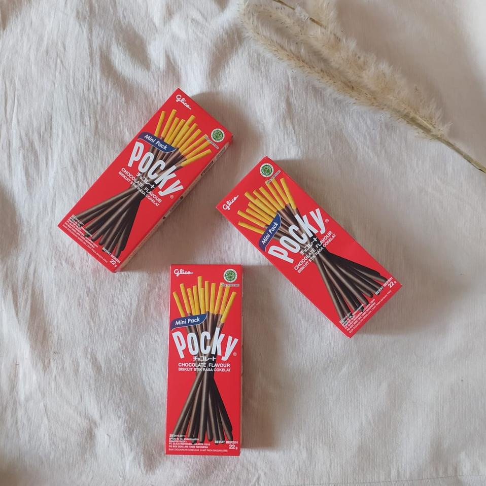 

Cuci Gudang!!!! Pocky Wafer Stick - Netto 22 gr Terjamin