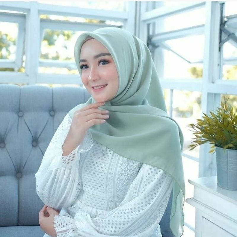 BELLA SQUARE PREMIUM "PUPUS"