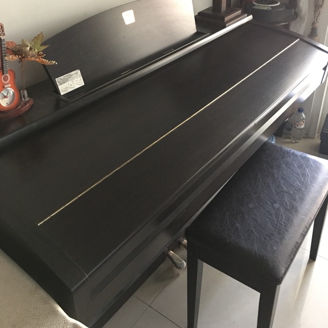 YAMAHA CLAVINOVA CVP-403