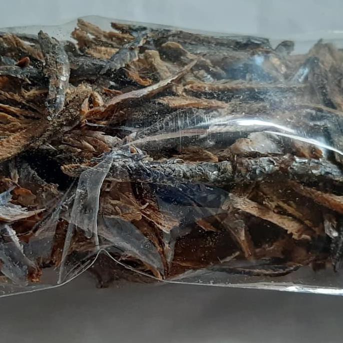 

Ikan roa asap tanpa kulit