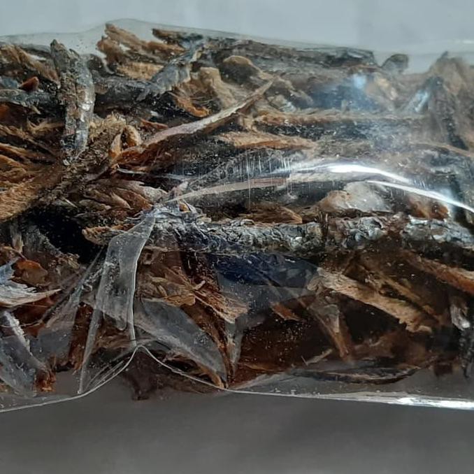 

Ikan roa asap tanpa kulit