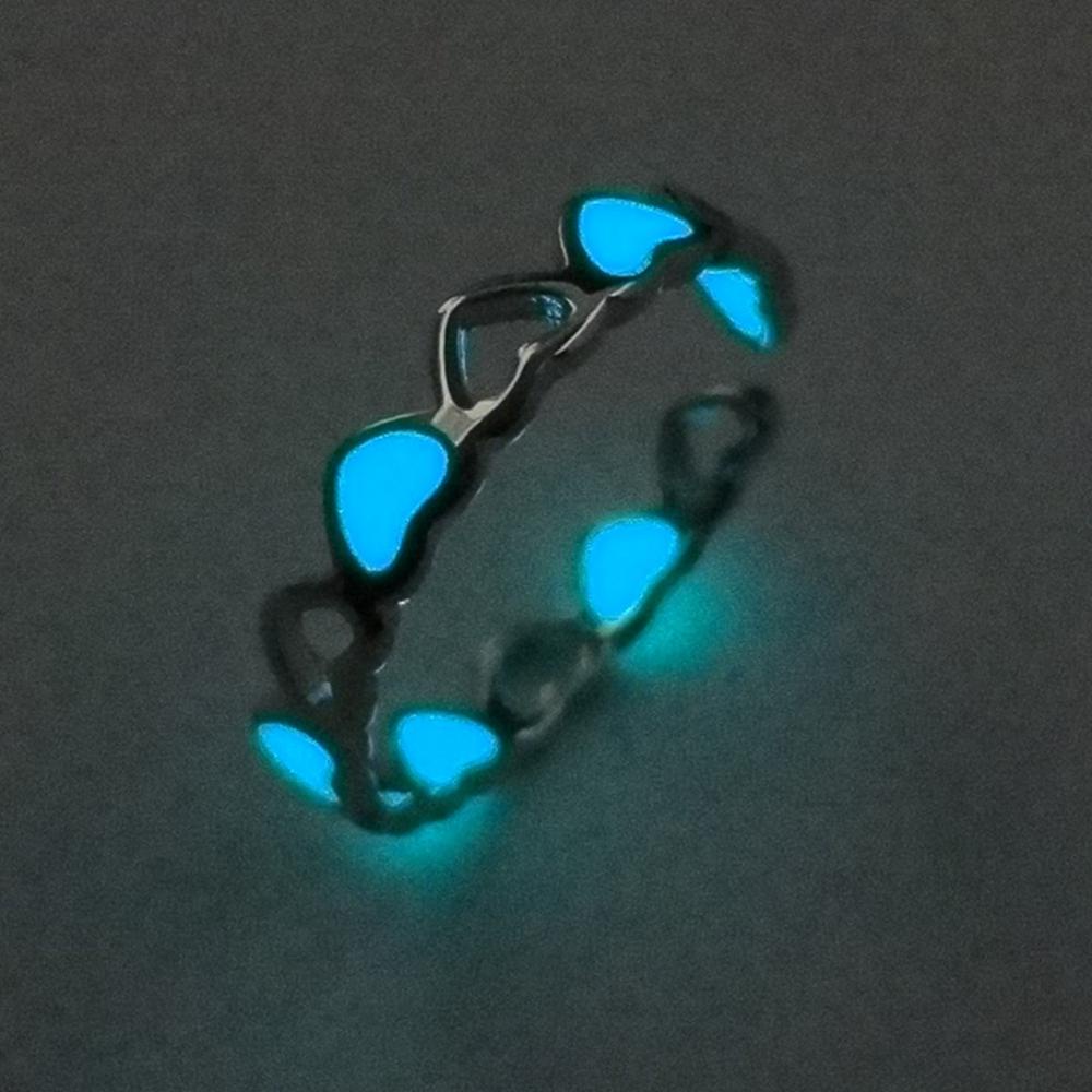 1pc Cincin Luminous Glowing In The Dark Model Hollow Out Adjustable Untuk Pasangan