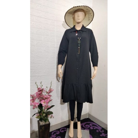 tunik wanita model terbaru kancing full dan rempel bawah