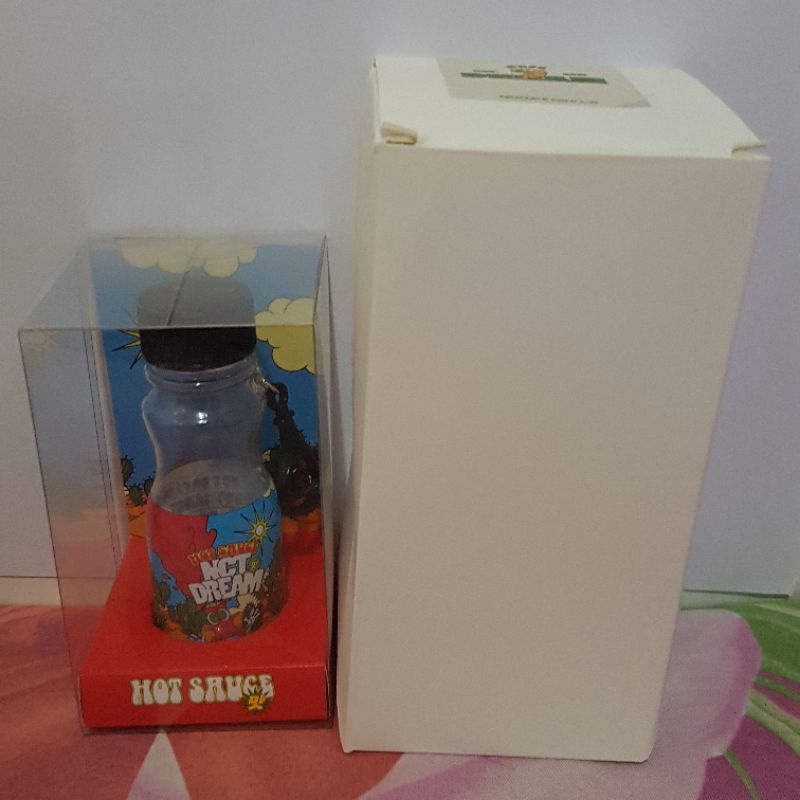 [READY INA] OFFICIAL REUSEABLE TUMBLER/CUP & KEYRING HOT SAUCE ONLY (MERCHANDISE NCT DREAM)