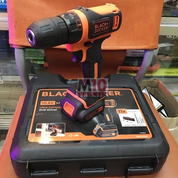 Black & Decker Cordless Drill Driver Bor Baterai 10.8 V BDCDD12K