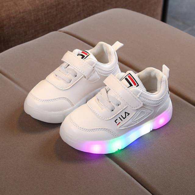 FASHION ANAK FILA Sepatu Lampu Anak Fila Shoes Led Shoes Selatu Fila