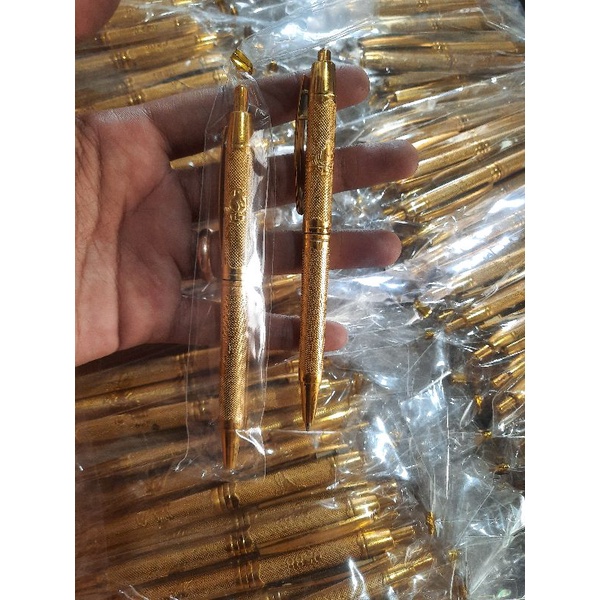 

souvenir pulpen / pen emas kemas plastik