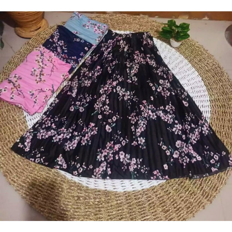 Rok Plisket Motif Bunga sakura Wanita Terbaru