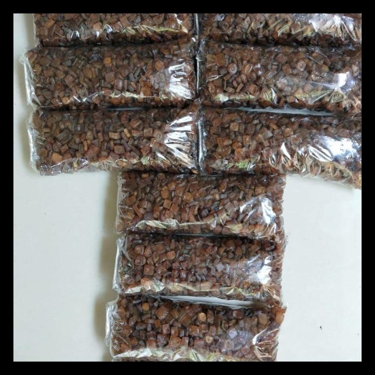 

LAPUAN (BAHAN KRUPUK KULIT SAPI) 1KG STANDAR BERKUALITAS