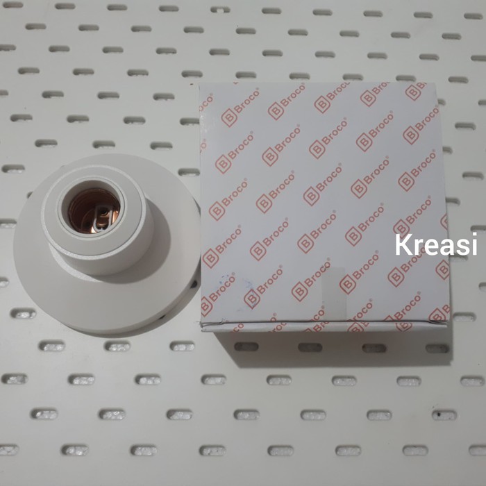 FITTING KAP LAMPU PLAFON BROCO LUX 12101 - PUTIH