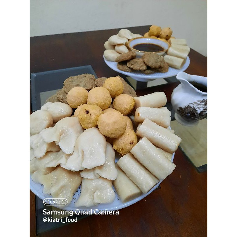 

PEMPEK TENGGIRI PEMPEK PALEMBANG PEMPEK ENAK ( FROZEN )