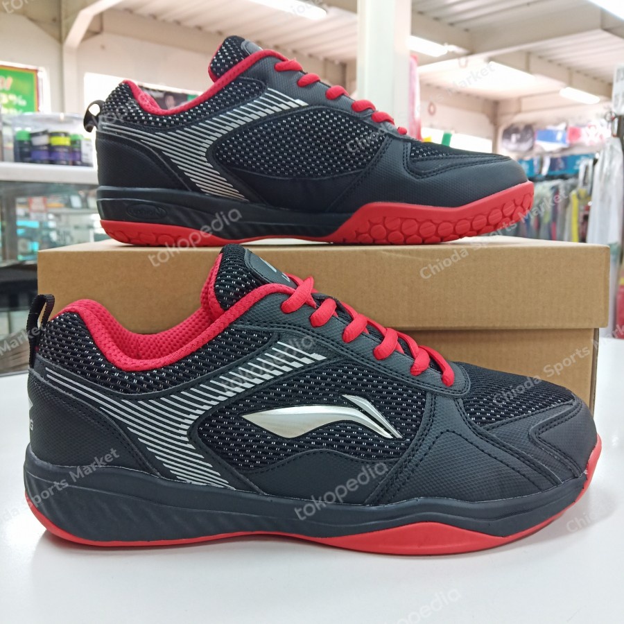 Sepatu shoes badminton bulutangkis lining li ning ultra hitam original