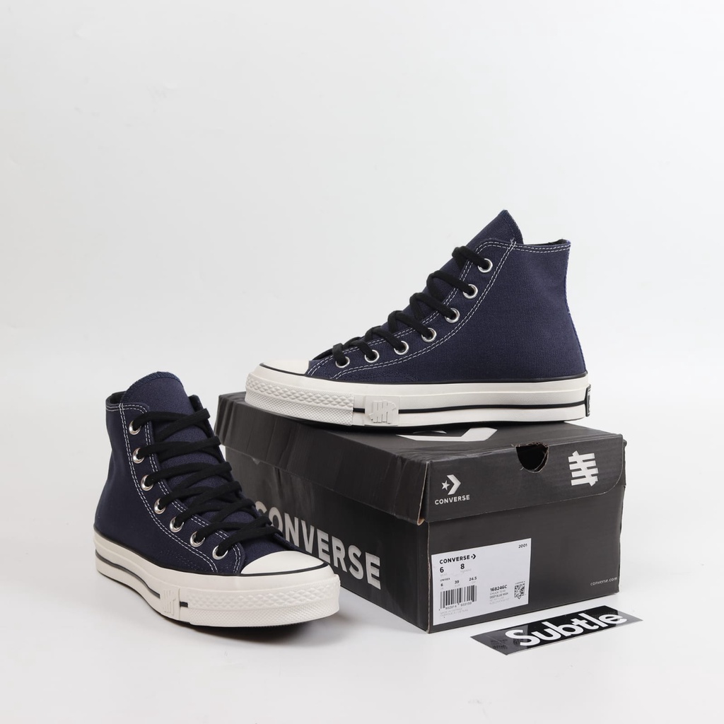 navy monochrome converse