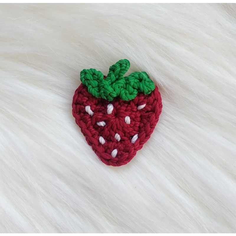 Aplikasi strawberry rajut / aplikasi rajut /aplikasi buah rajut