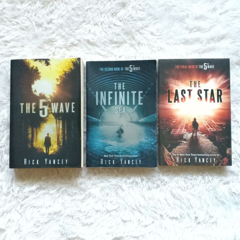 Novel import The 5th Wave Series - Rick Yancey
