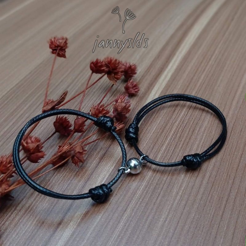 [2pcs] Gelang Couple Magnet Tali Hitam Polos Kapel Pasangan Sahabat Pria Wanita Tali Korea-Couple Hitam