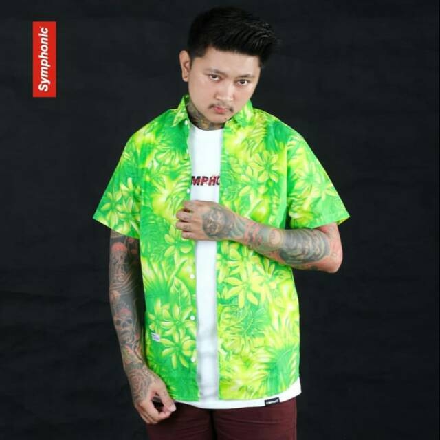 Kemeja floral merk symphonic