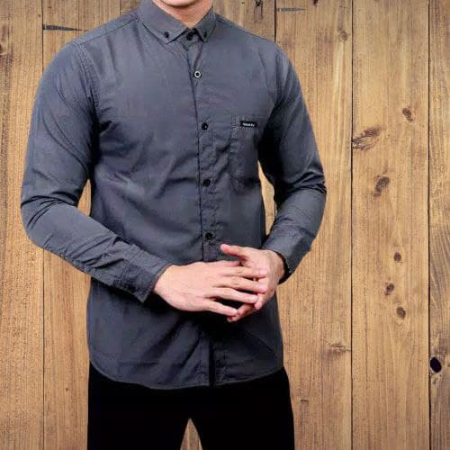 Baju Kemeja Pria Kasual Polos Hitam Putih Lengan Panjang / hem baju pria/kemeja cowok/kemeja hitam