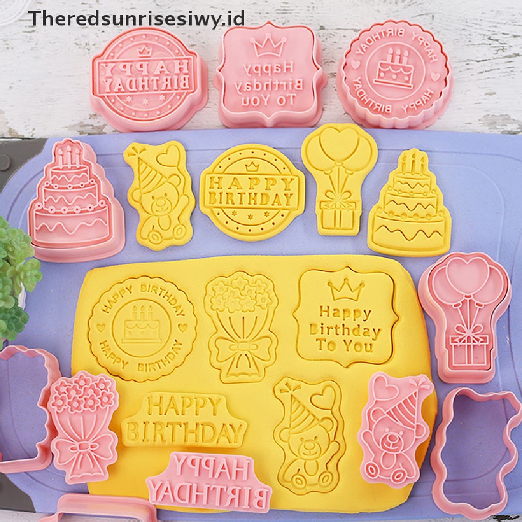 # Alat Rumah Tangga # 8 Pcs Cetakan Kue / Biskuit 3D Bahan Plastik Tema Ulang Tahun