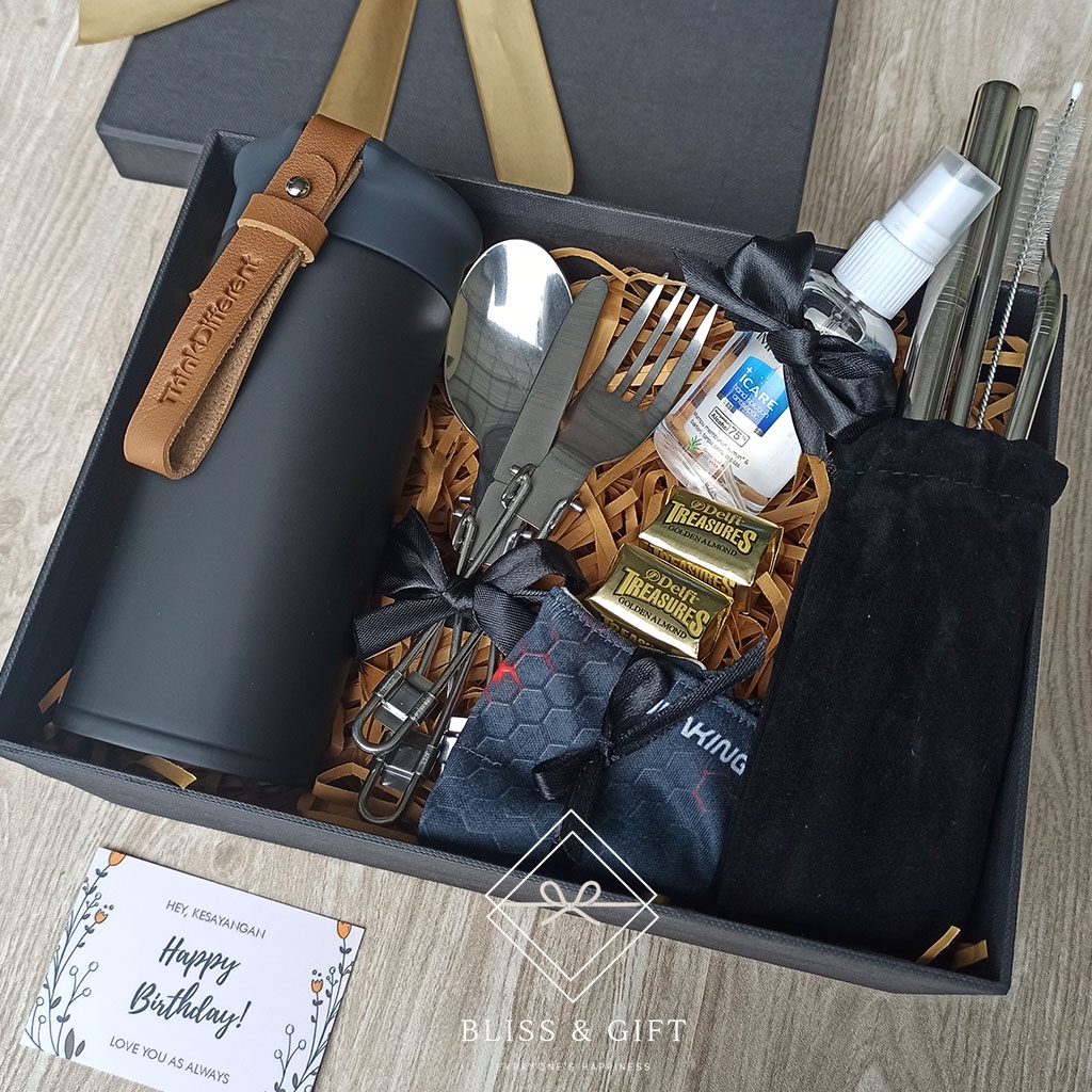 

Blissbox New Normal (Hampers/Gift Box /Kado UlTah/Kado Wisuda/Kado Anniversary/Souvenir)