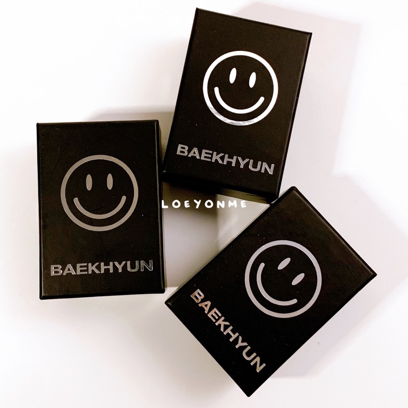 (Pelunasan) Baekhyun Siganture Pendant Necklace (Necklace + Photocard + Sticker)