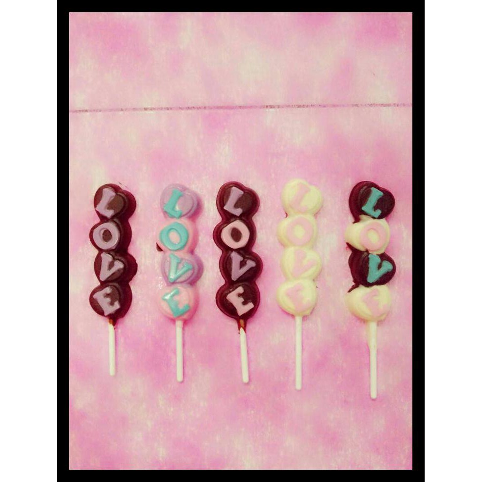 

COKLAT VALENTINE LOLIPOP / SOUVENIR WEDDING BERKUALITAS